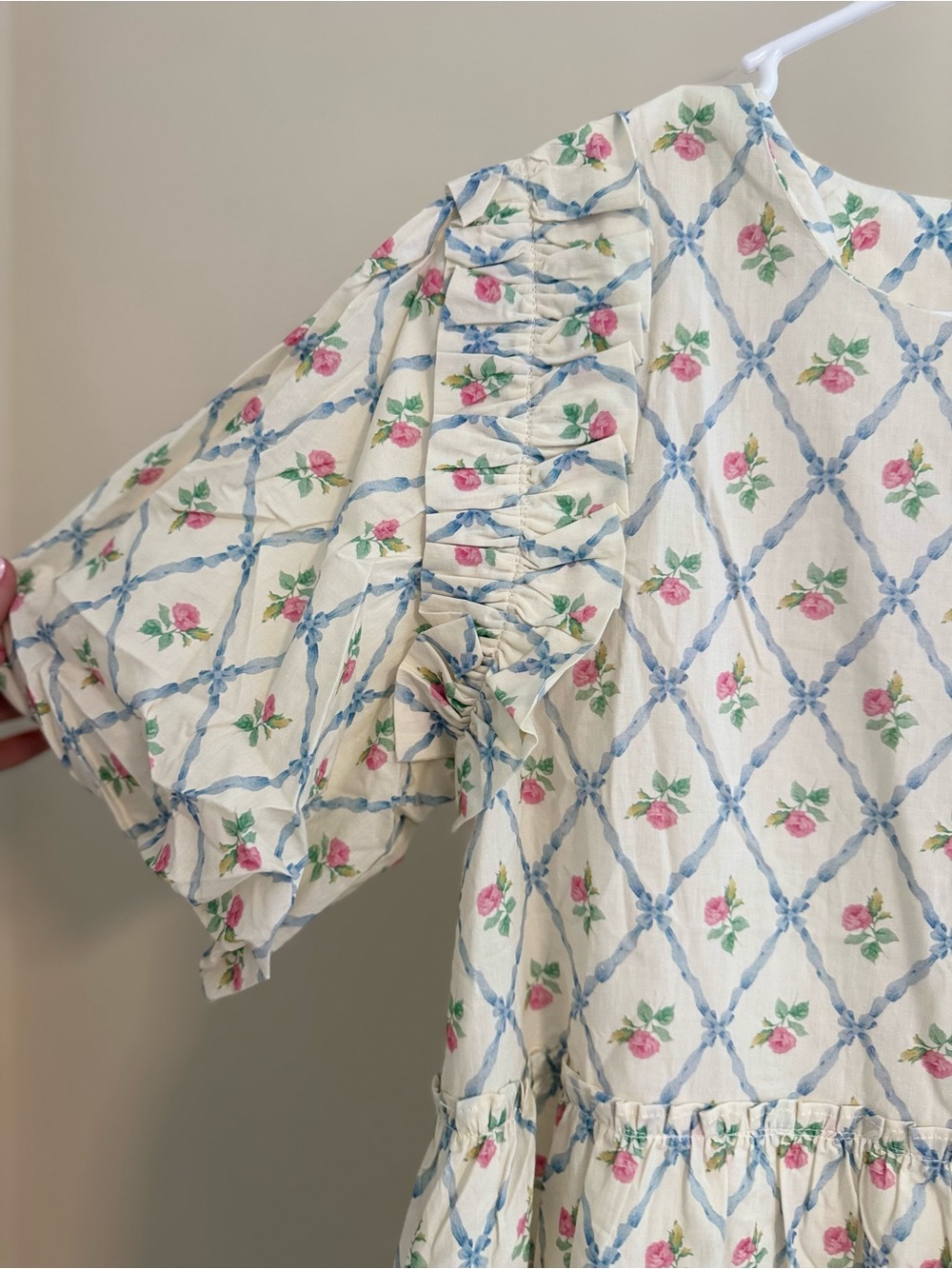 Cream Floral Ruffle Sleeve Dress - Picture 3 of 4